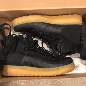Black SF AF1 Mid